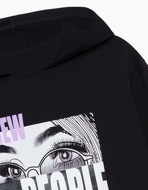 Купить черное объемное платье-худи бренда Bellbimbo