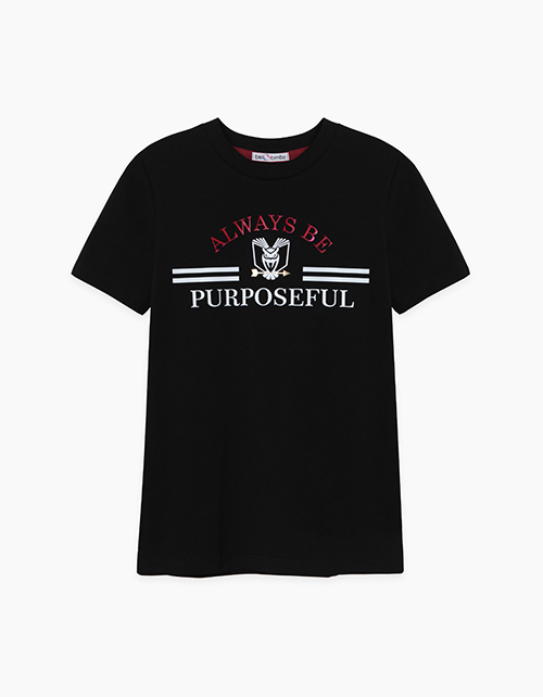 Черная футболка с принтом для мальчика