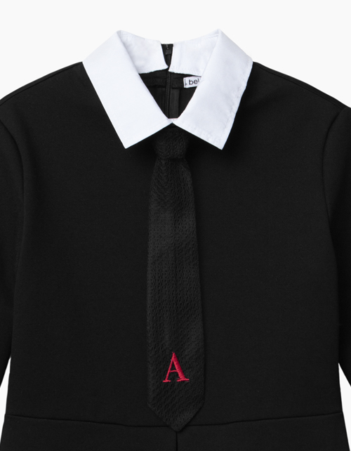 Черное приталенное платье