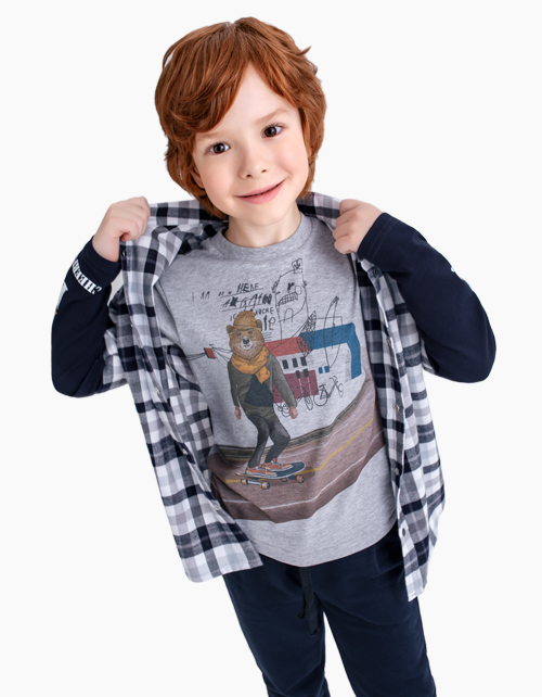 Футболка цвета серый меланж для мальчика Футболка цвета серый меланж для мальчика