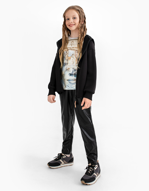 Черная толстовка для девочки Черная толстовка для девочки