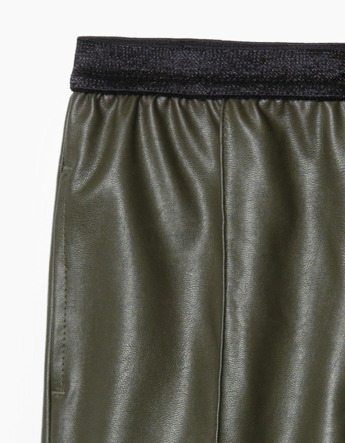 Брюки из экокожи для девочки