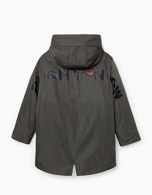 Осенняя куртка цвета хаки для мальчика