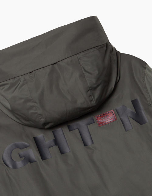 Осенняя куртка цвета хаки для мальчика