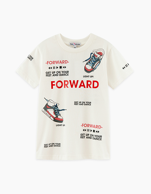 Светлая летняя футболка для мальчика