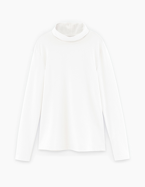 Молочная водолазка для девочки