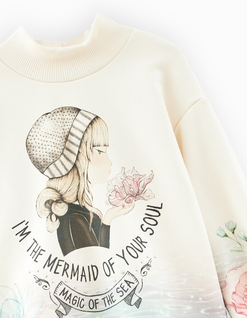 Молочный свитшот для девочки