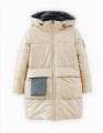 Светло-бежевая зимняя куртка для девочки