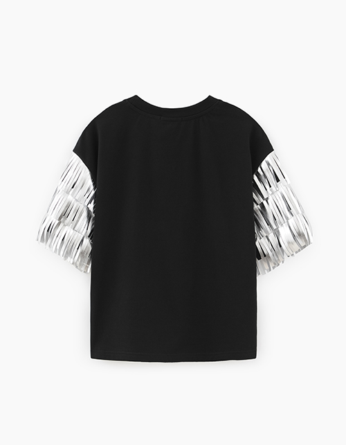 Эффектная футболка для девочки