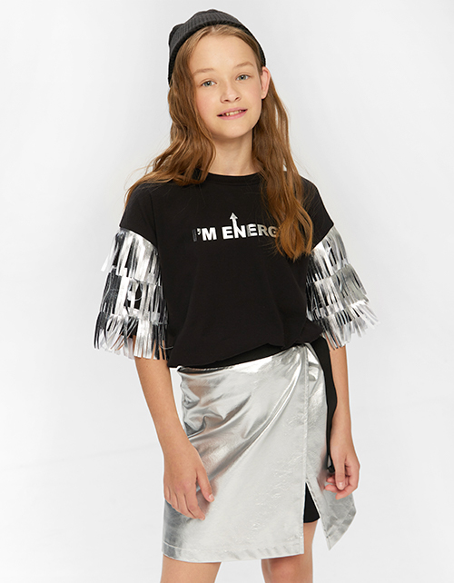 Эффектная футболка для девочки