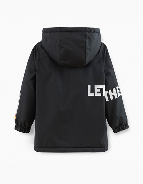 Черная весенняя куртка для мальчика