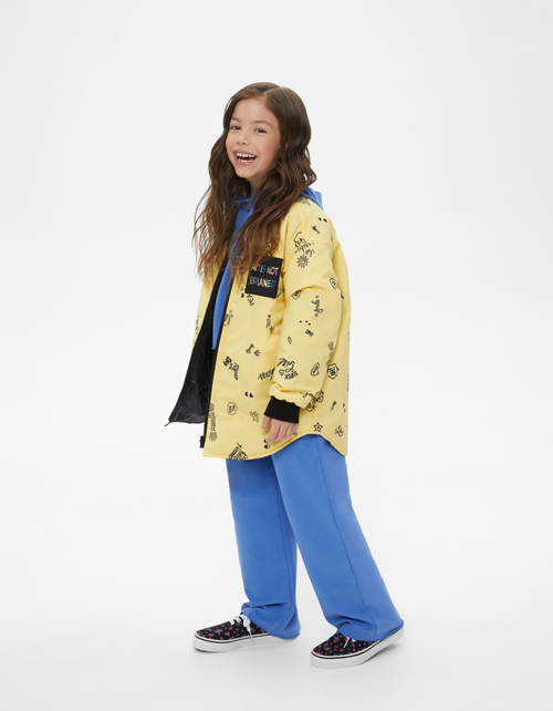 Двусторонняя куртка-бомбер для девочки