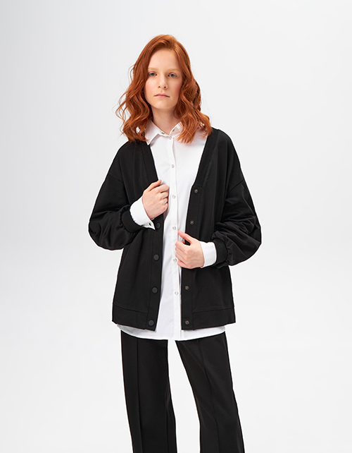 Чёрный кардиган для девочки