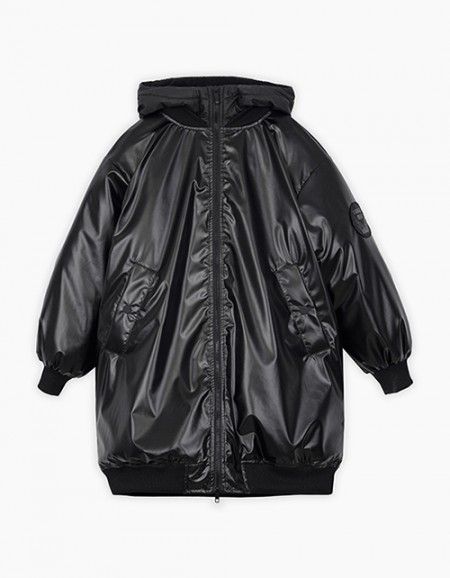 Чёрная куртка-бомбер осенняя для девочки