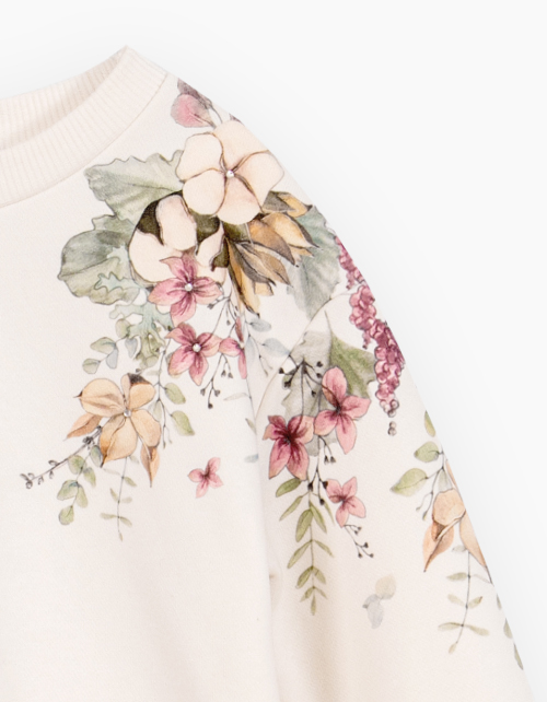 Молочный свитшот для девочки