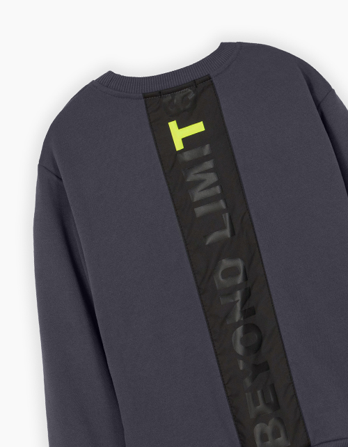 Свитшот графитового оттенка для мальчика