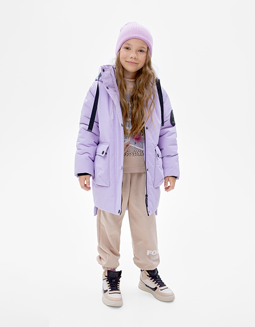 Лиловая зимняя куртка с капюшоном для девочки