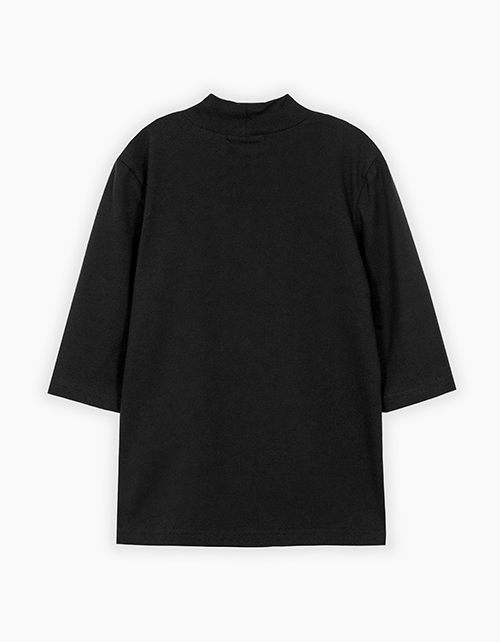 Нарядная чёрная футболка для девочки