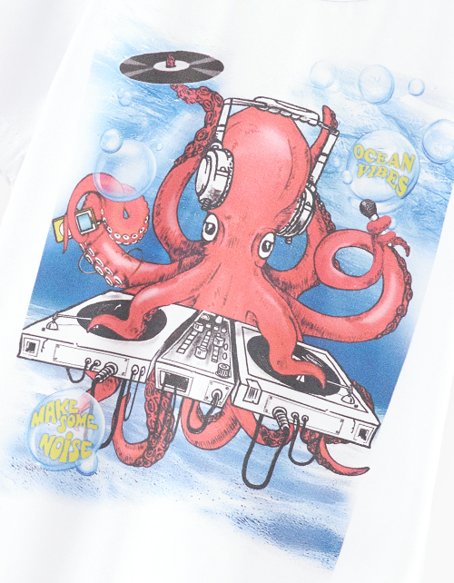 Белая футболка для мальчика