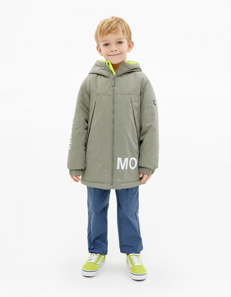 Весенняя куртка оттенка светлая олива для мальчика