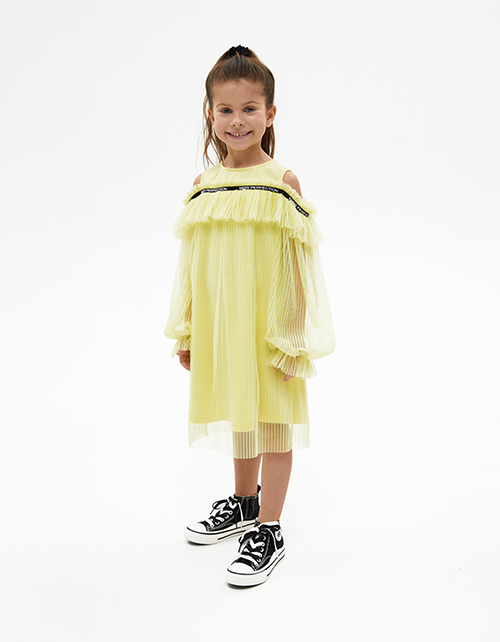 Летящее весеннее платье для девочки Летящее весеннее платье для девочки