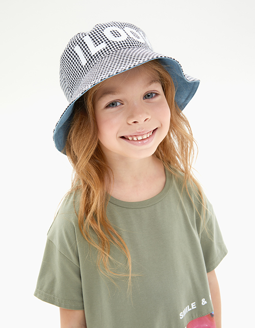 Двусторонняя панама для девочки Двусторонняя панама для девочки