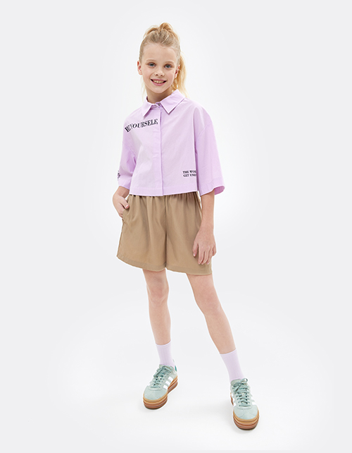 Светло-бежевые шорты для девочки Светло-бежевые шорты для девочки