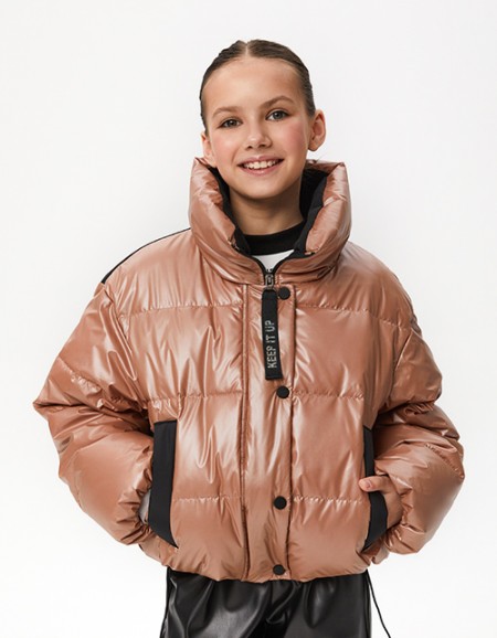 Укороченная осенняя куртка на синтепухе для девочки