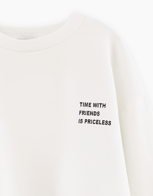 Дизайнерский свитшот для девочки Дизайнерский свитшот для девочки