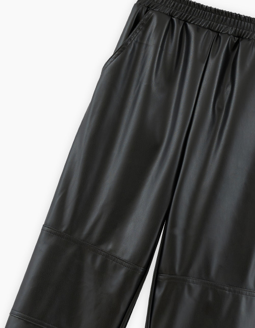 Чёрные брюки из эко кожи для девочки Чёрные брюки из эко кожи для девочки