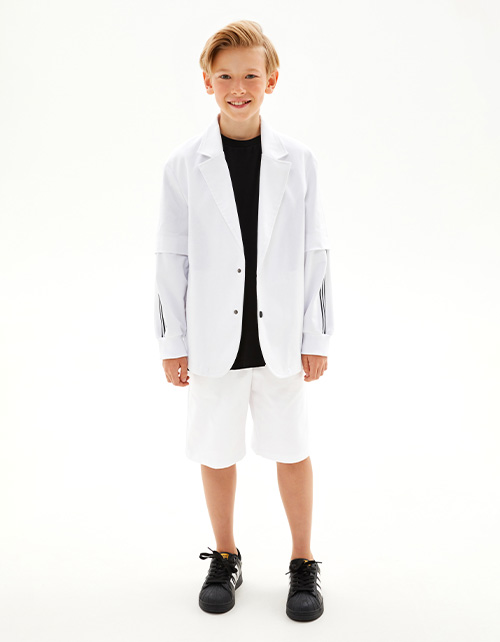 Белый пиджак для мальчика