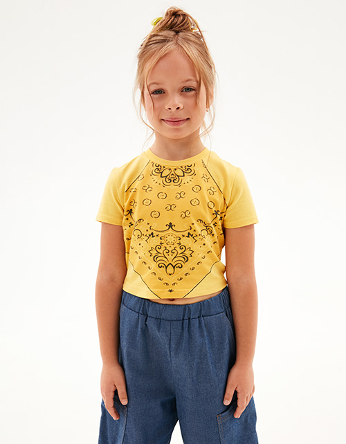 Яркий топ для девочки