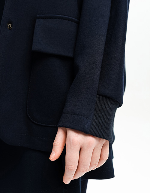 Тёмно-синий жакет для девочки Тёмно-синий жакет для девочки