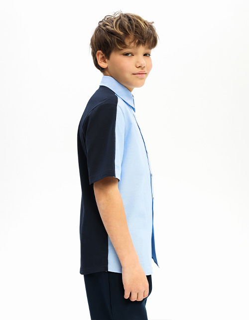 Голубая рубашка с коротким рукавом для мальчика Голубая рубашка с коротким рукавом для мальчика