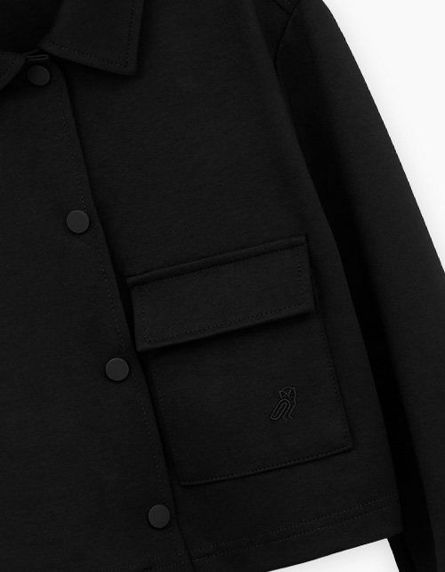 Чёрный укороченный жакет для девочки Чёрный укороченный жакет для девочки