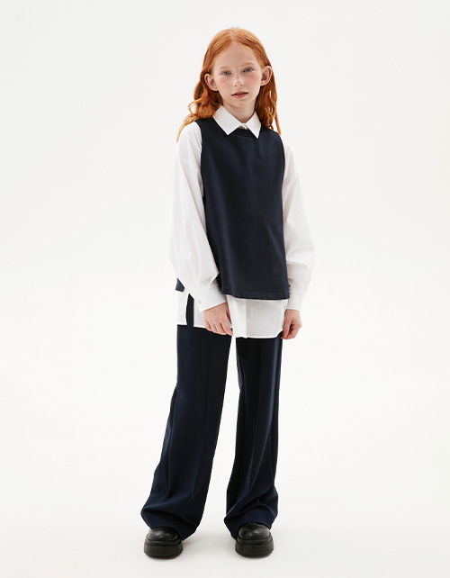 Тёмно-синий жилет для девочки Тёмно-синий жилет для девочки
