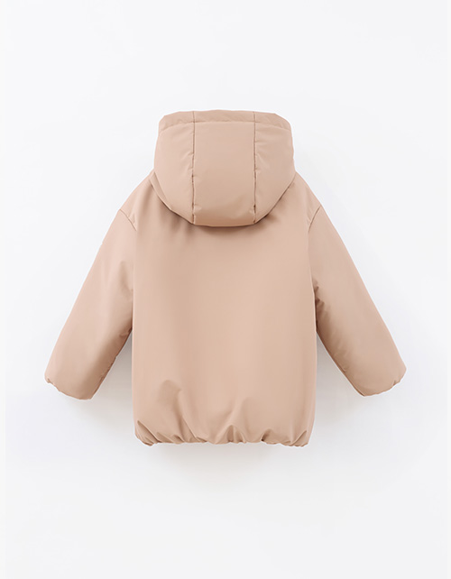 Осенняя бежевая куртка для девочки