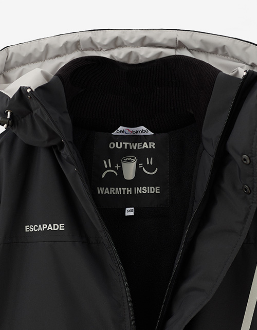 Чёрная осенняя куртка для мальчика