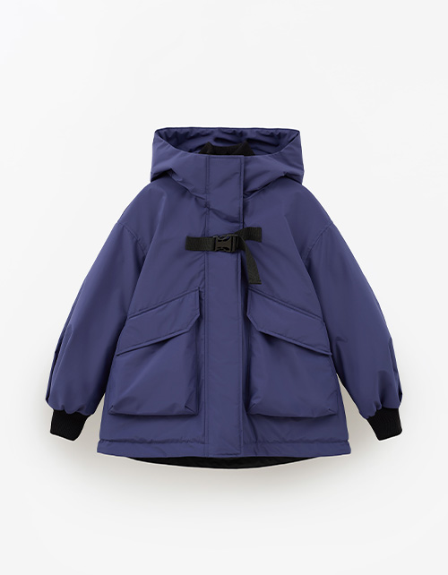 Тёмно-синяя осенняя куртка