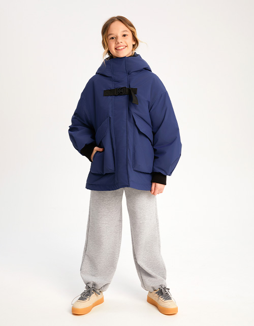 Тёмно-синяя осенняя куртка