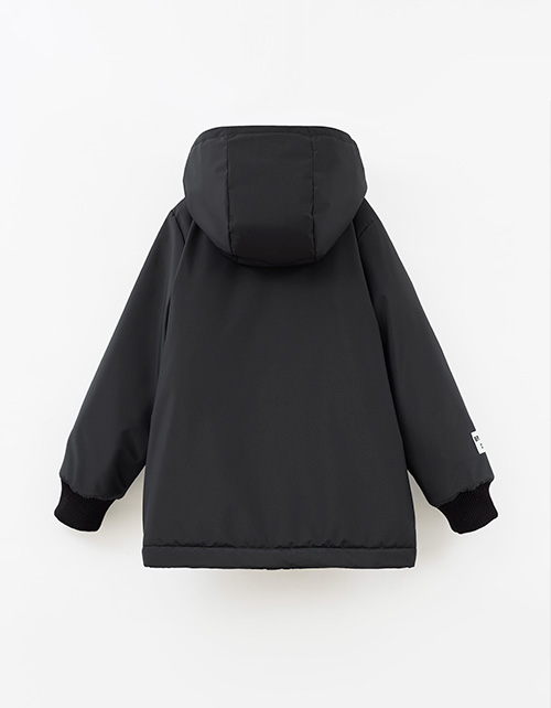 Чёрная осенняя куртка для мальчика