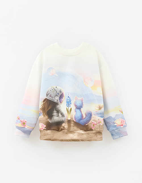 Дизайнерский свитшот для девочки Дизайнерский свитшот для девочки