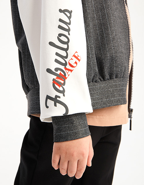 Стильный жакет для девочки