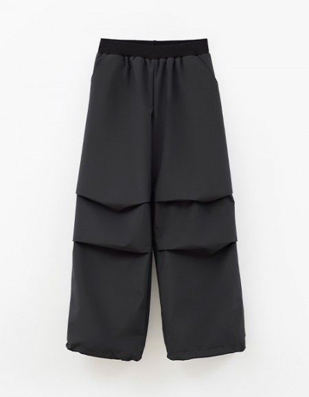 Чёрные утеплённые брюки-парашюты на флисе для девочки