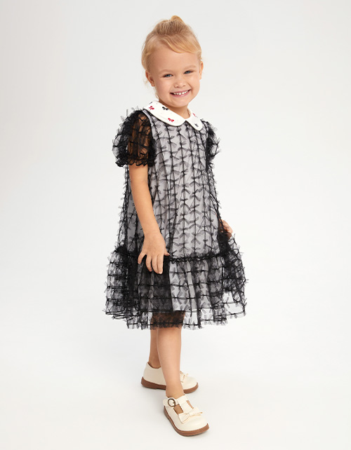 Чёрное платье для девочки Чёрное платье для девочки