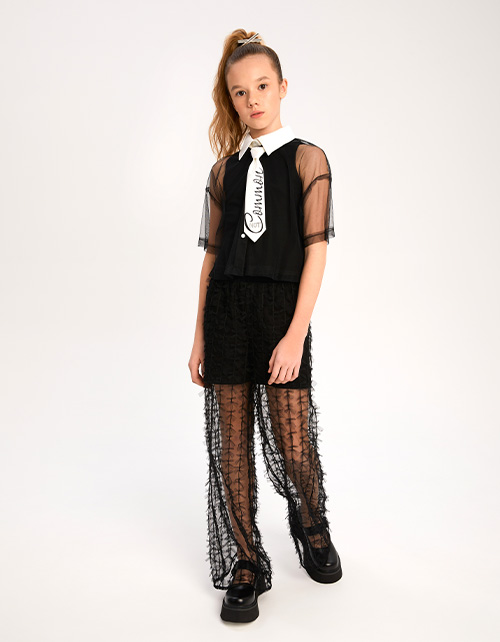 Стильная чёрная блузка для девочки Стильная чёрная блузка для девочки