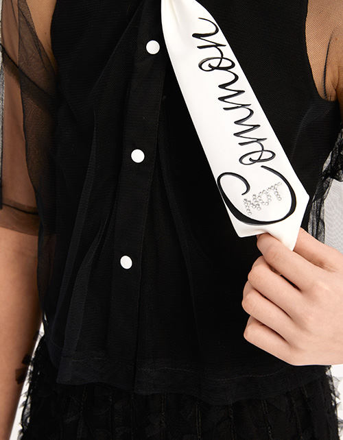 Стильная чёрная блузка для девочки Стильная чёрная блузка для девочки