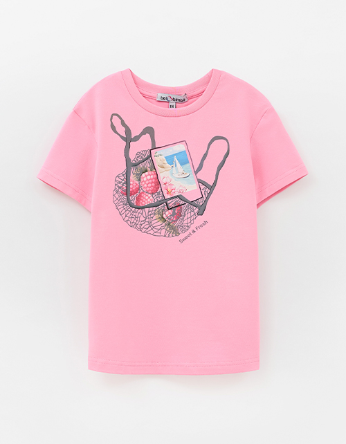 Дизайнерская футболка для девочки Дизайнерская футболка для девочки