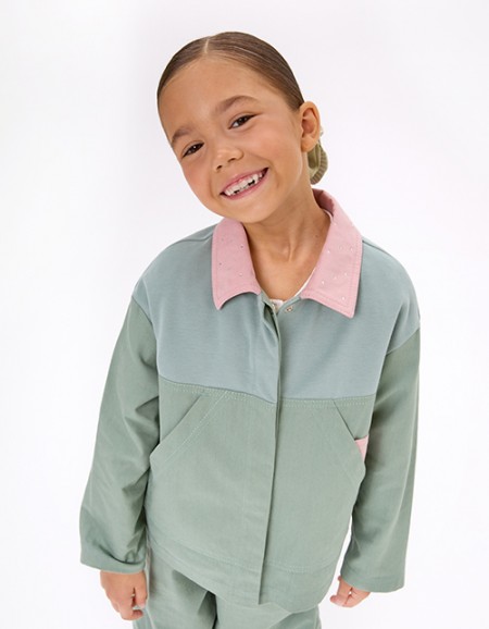 Жакет в утилитарном стиле для девочки