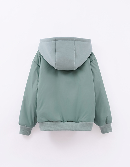 Весенняя куртка для мальчика